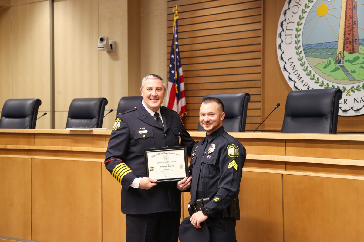 VBPD's tweet image. We gathered today for the swearing in and recognition of two #VBPD officers who were promoted to the rank of Sergeant: Sgt Morrow and Sgt Smith.

Read more ➡️ linkedin.com/posts/city-of-…

#VirginiaBeach #VB #Police #Virginia #WeHireVets  #HamptonRoads #ThankYouForYourService