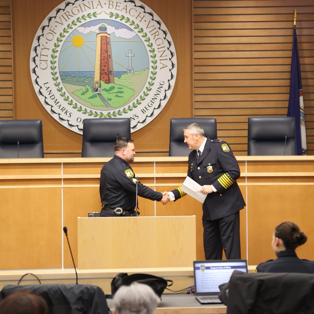 VBPD's tweet image. We gathered today for the swearing in and recognition of two #VBPD officers who were promoted to the rank of Sergeant: Sgt Morrow and Sgt Smith.

Read more ➡️ linkedin.com/posts/city-of-…

#VirginiaBeach #VB #Police #Virginia #WeHireVets  #HamptonRoads #ThankYouForYourService