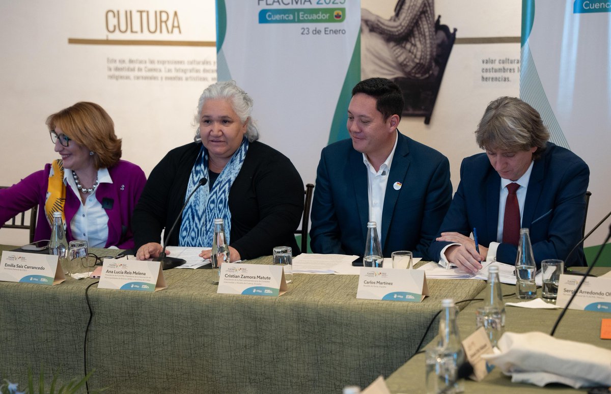 czamoramatute's tweet photo. 💥⬆️ ¡Somos #copresidente de la @FLACMA_ , Federación Latinoamericana de Ciudades, Municipios y Asociaciones Municipalistas!
Esta organización reúne al mayor número de #municipios de la región. Una vez más, #Cuenca se posiciona en los órganos de gobierno más importantes del #mundo, llevando su voz y liderazgo a la agenda global.
Hoy, más que nunca, tenemos a #CuencaEnLosOjosDelMundo 🌎