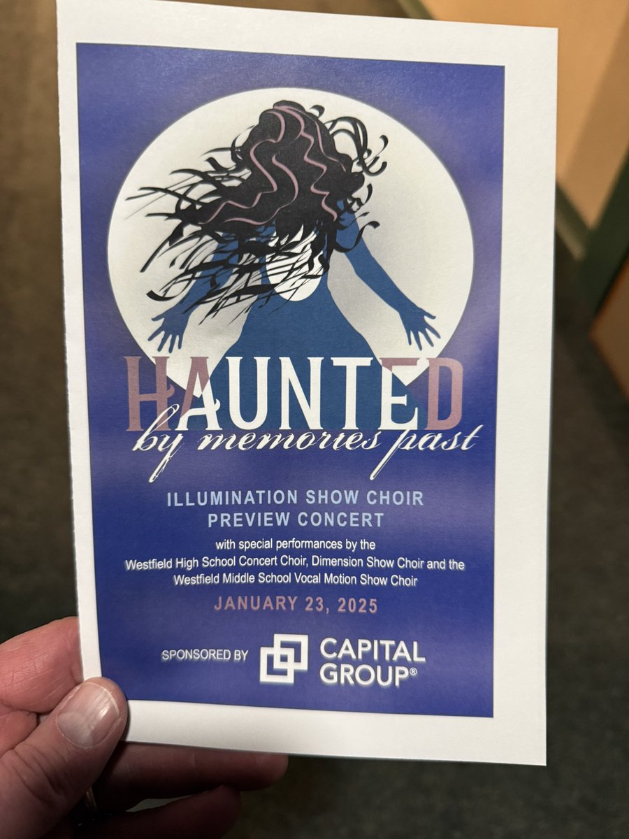 ShamrockSupt's tweet image. So excited for the @WWSWHS Show Choir Preview Concert! I also appreciate the VIP treatment! #RockStrong