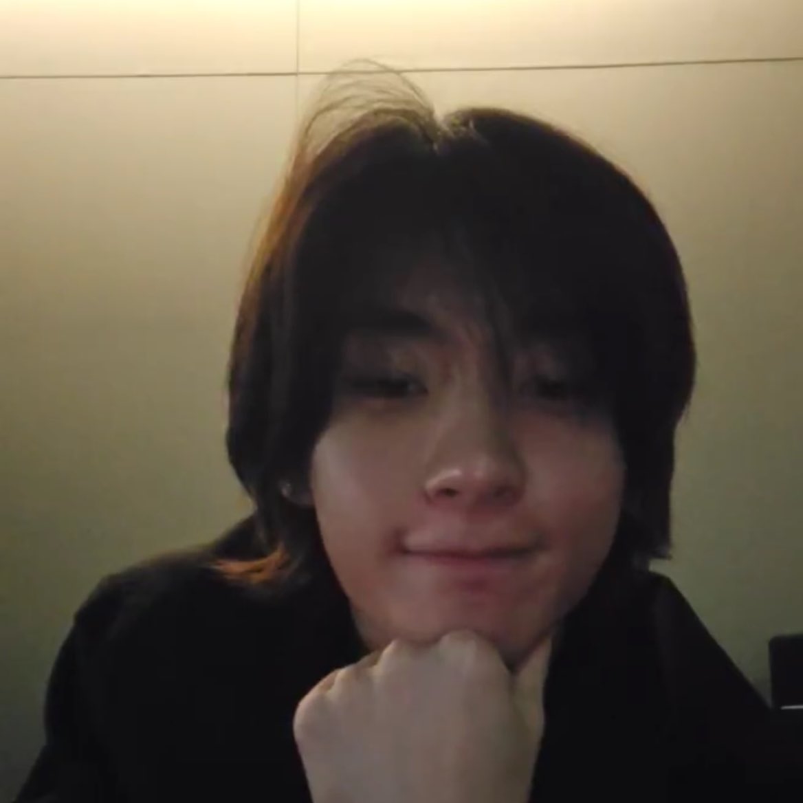 รัน (@mackybwonbinx) on Twitter photo 