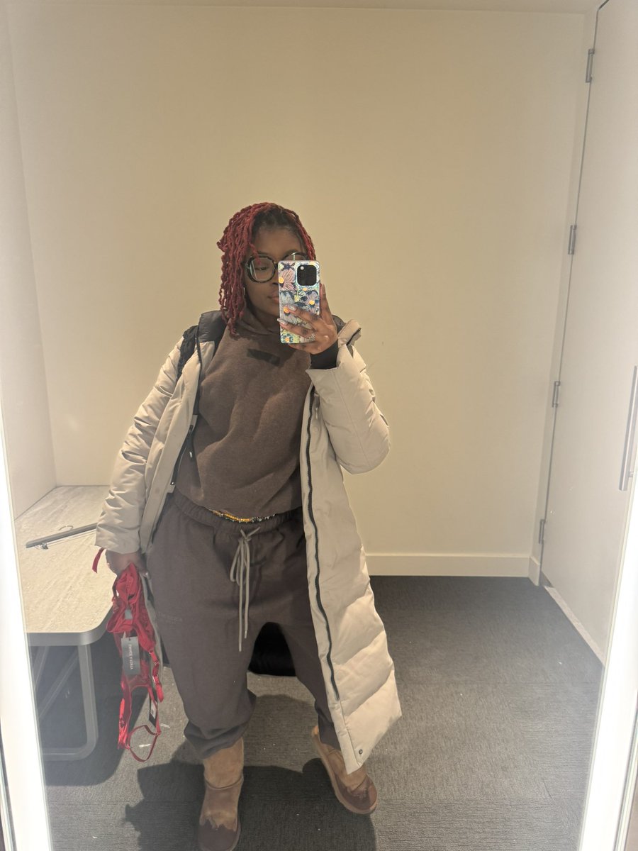 breebxby's tweet photo. the switch up https://t.co/eNSW1q4jcm