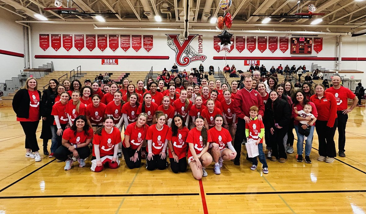 Yorkville Foxes (@yhsathletics115) on Twitter photo Everyone looks their best in red! Longtime coach, Al Goss, honored at tonight’s game! One of the absolute best people to roam the sidelines of YHS! Thank you, Coach Goss! <a href="/coachwensits/">Yorkville Girls Basketball</a> Everyone looks their best in red! Longtime coach, Al Goss, honored at tonight’s game! One of the absolute best people to roam the sidelines of YHS! Thank you, Coach Goss! <a href="/coachwensits/">Yorkville Girls Basketball</a>