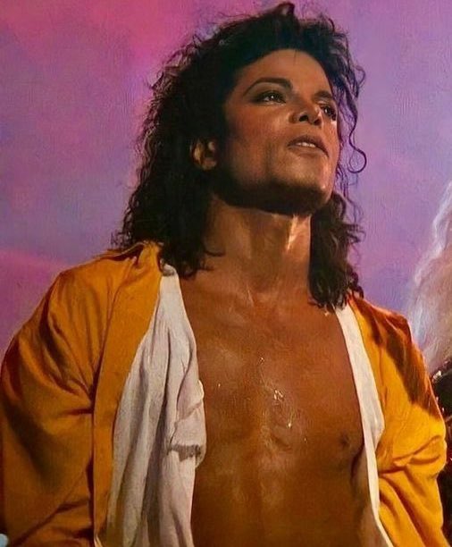 baptisedintears's tweet photo. omg yeah i’m terrified of michael jackson too look how scary he is 🤤 https://t.co/KXjiltIsk0