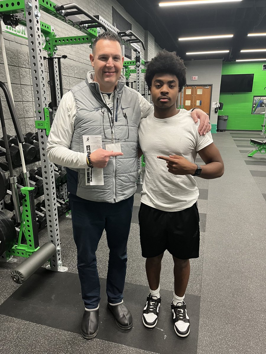 Wayne Moore Jr (@waynemoorejr) on Twitter photo Had a Great conversation with <a href="/vkehres/">Vince Kehres</a> from <a href="/ToledoFB/">Toledo Football</a> earlier today. Very appreciative of <a href="/vkehres/">Vince Kehres</a> taking the time to come out and talk. <a href="/ScottGillispie7/">Scott Gillispie</a> <a href="/coachaplace/">Alex Place</a> <a href="/Bryan_Ault/">Bryan Ault - Midwest Scout</a> <a href="/bishopwam3/">Wayne Moore</a> Had a Great conversation with <a href="/vkehres/">Vince Kehres</a> from <a href="/ToledoFB/">Toledo Football</a> earlier today. Very appreciative of <a href="/vkehres/">Vince Kehres</a> taking the time to come out and talk. <a href="/ScottGillispie7/">Scott Gillispie</a> <a href="/coachaplace/">Alex Place</a> <a href="/Bryan_Ault/">Bryan Ault - Midwest Scout</a> <a href="/bishopwam3/">Wayne Moore</a>