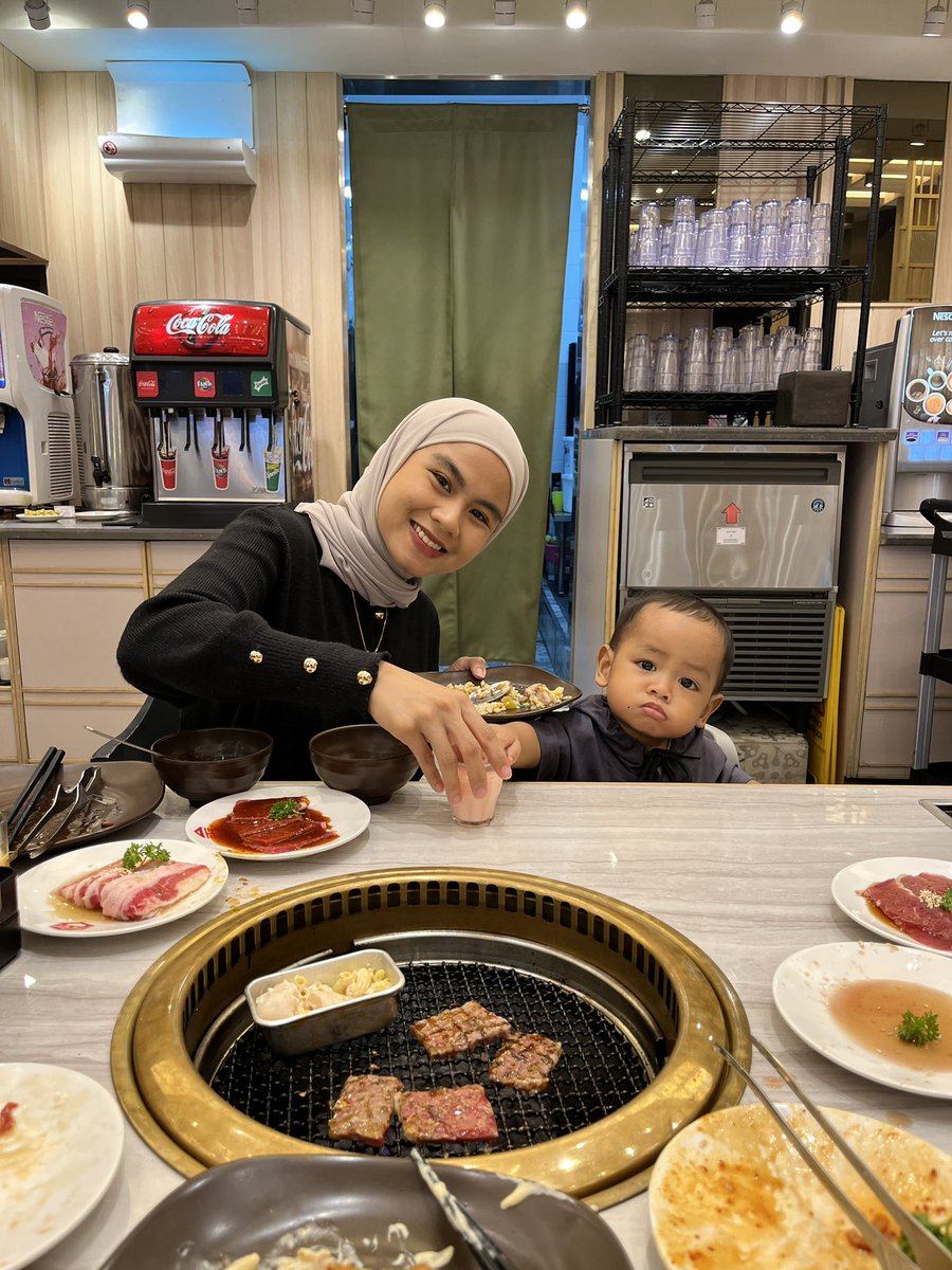 Makan terus sampai lemesh kekenyangan 🫶