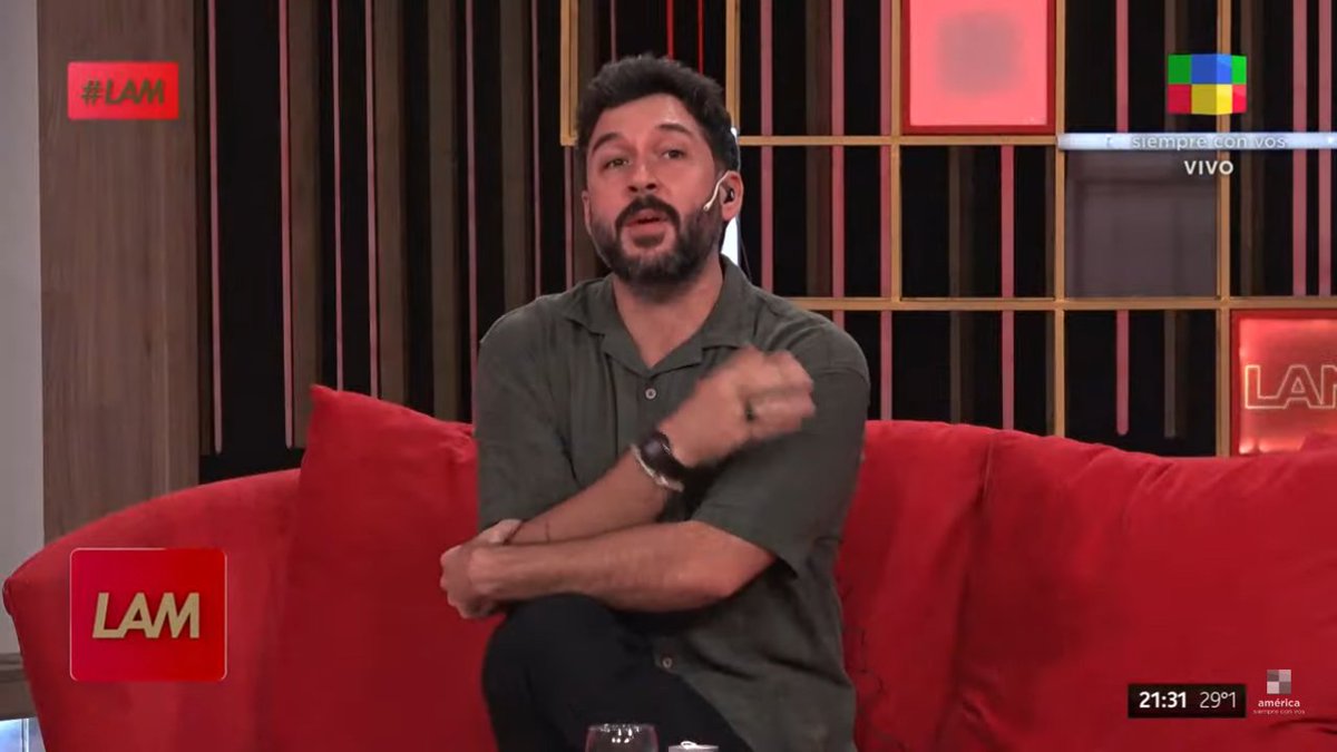 🅼🅸🆁🅰🅽🅳🅰 🆅. ♐ tweet media