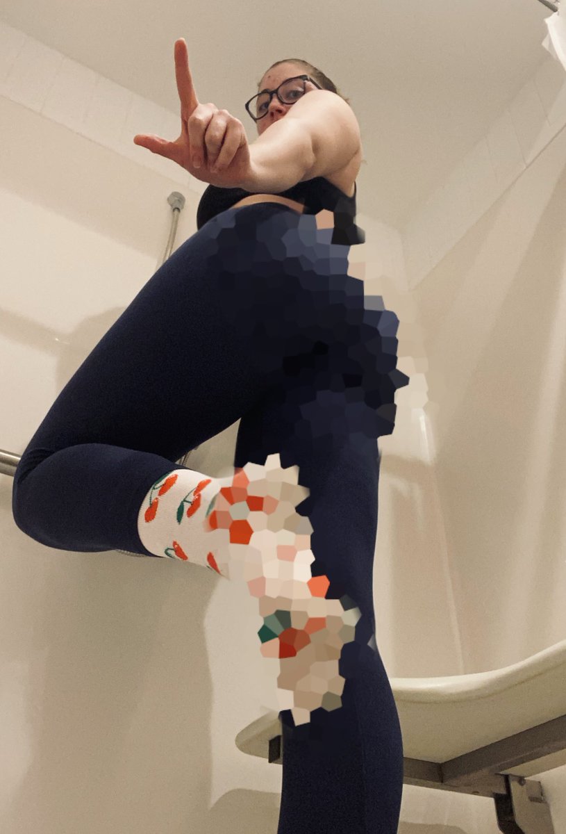 Countess KiKi 🦇♡ tweet media