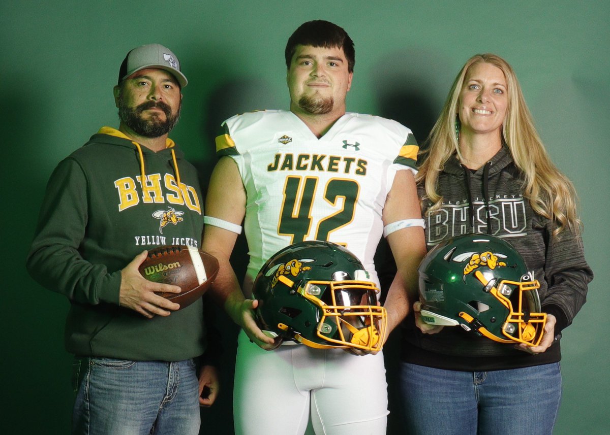 Had an amazing time <a href="/BHSUFB/">BHSU Football</a> can’t wait to get down there! Thank you <a href="/BreskeJosh/">Coach Breske</a>