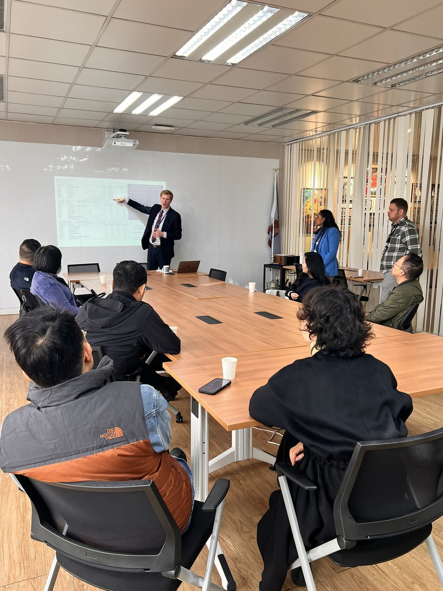 Meghan Robertson tweet media