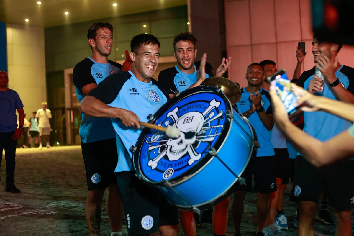 Belgrano's tweet photo. SIEMPRE, A TODOS LADOS. 🔥🏴‍☠️🩵

Más de 10.000 Piratas en el #BanderazoCAB, alentando al equipo en la previa del inicio del campeonato.

#DaleBelgrano https://t.co/zHxGTYVZon