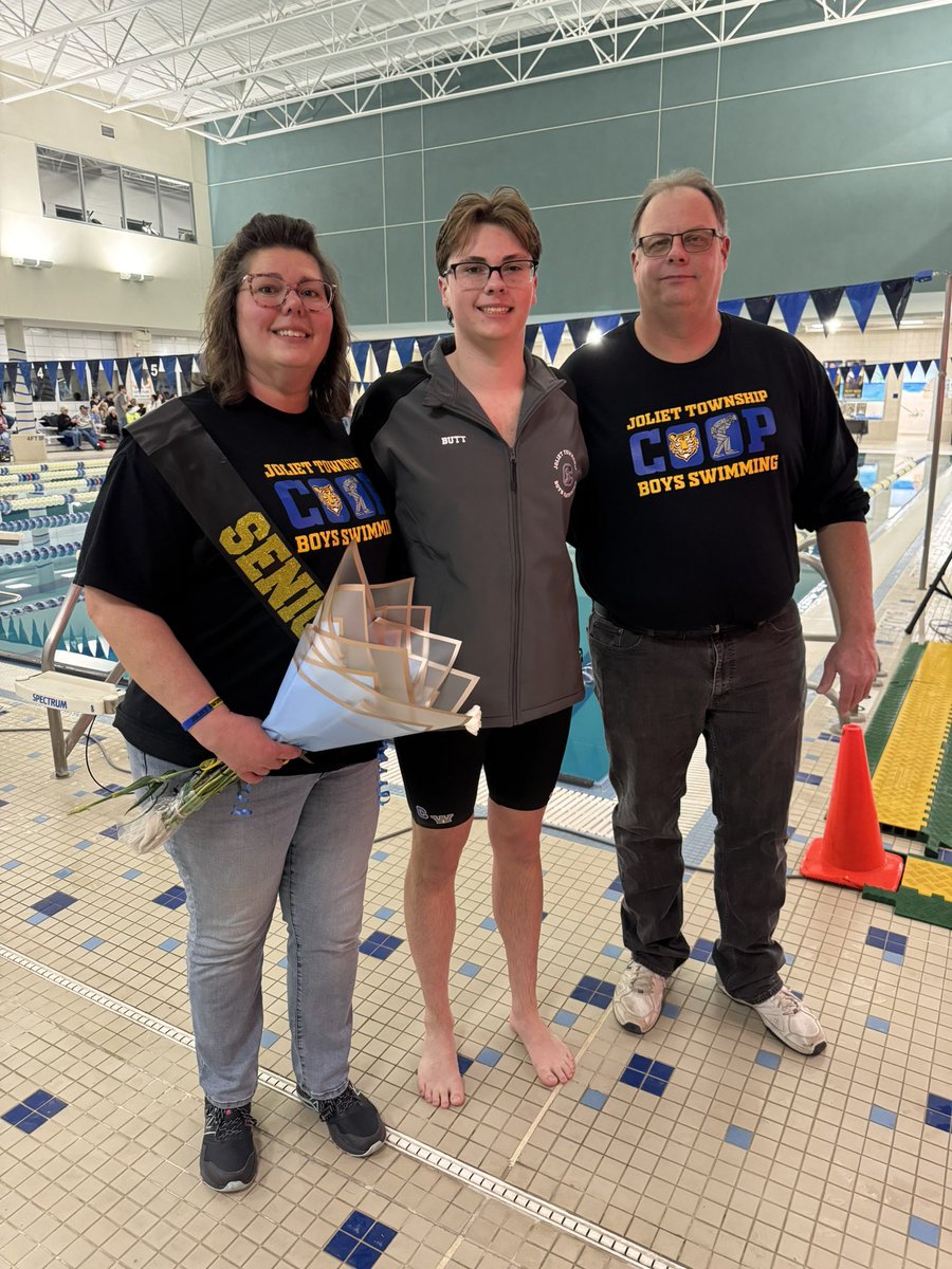 JolietCentralAD's tweet photo. JT Boys Swimming Senior Night! Congrats to these young men! We wish you nothing but the best in your future!
#JTPride https://t.co/jxeLPvFEsz