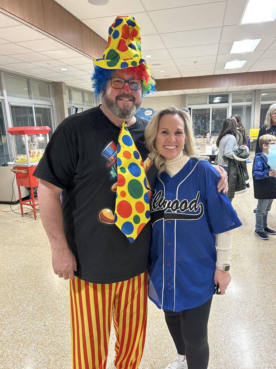 Fun time at Elwood’s annual STEAM night! #elwoodpride #elwood #stopclowningaround #STEAM