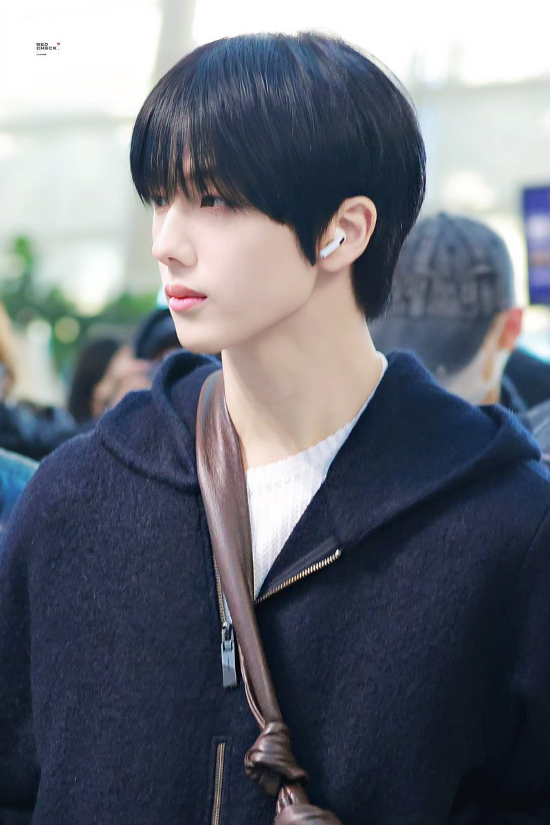 redcheckJS's tweet photo. 250124 ICN 🛫

#박지성 #JISUNG
#지성 #チソン #NCTDREAM https://t.co/fgQC8C9vcw