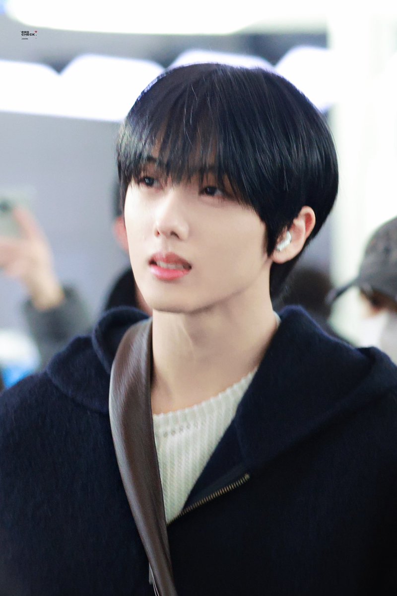 redcheckJS's tweet photo. 250124 ICN 🛫

#박지성 #JISUNG
#지성 #チソン #NCTDREAM https://t.co/fgQC8C9vcw