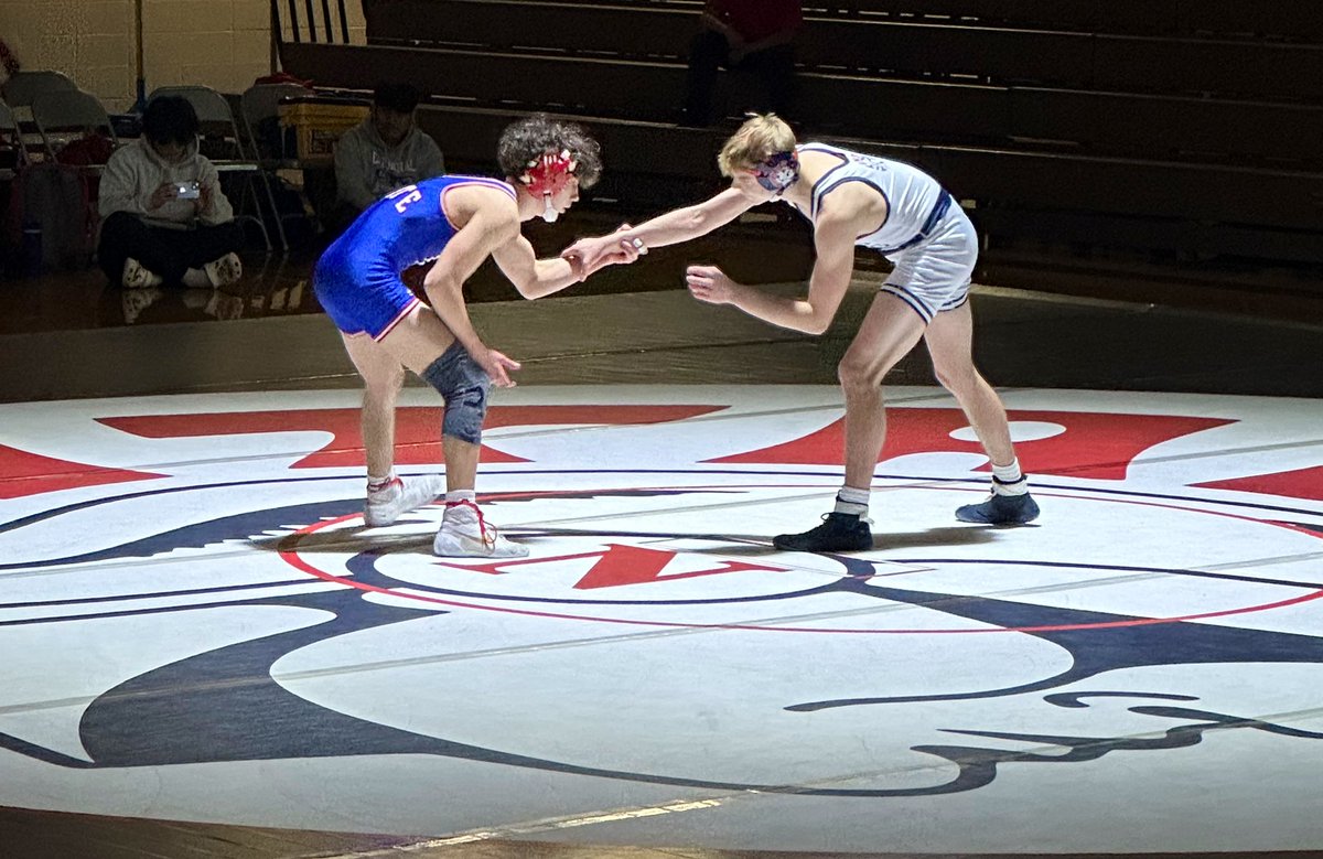 NHS_Titans's tweet photo. The @nhstitanwrestle team is competing this evening vs. @CreteCards!  #norristitans https://t.co/agKHgmfP8L