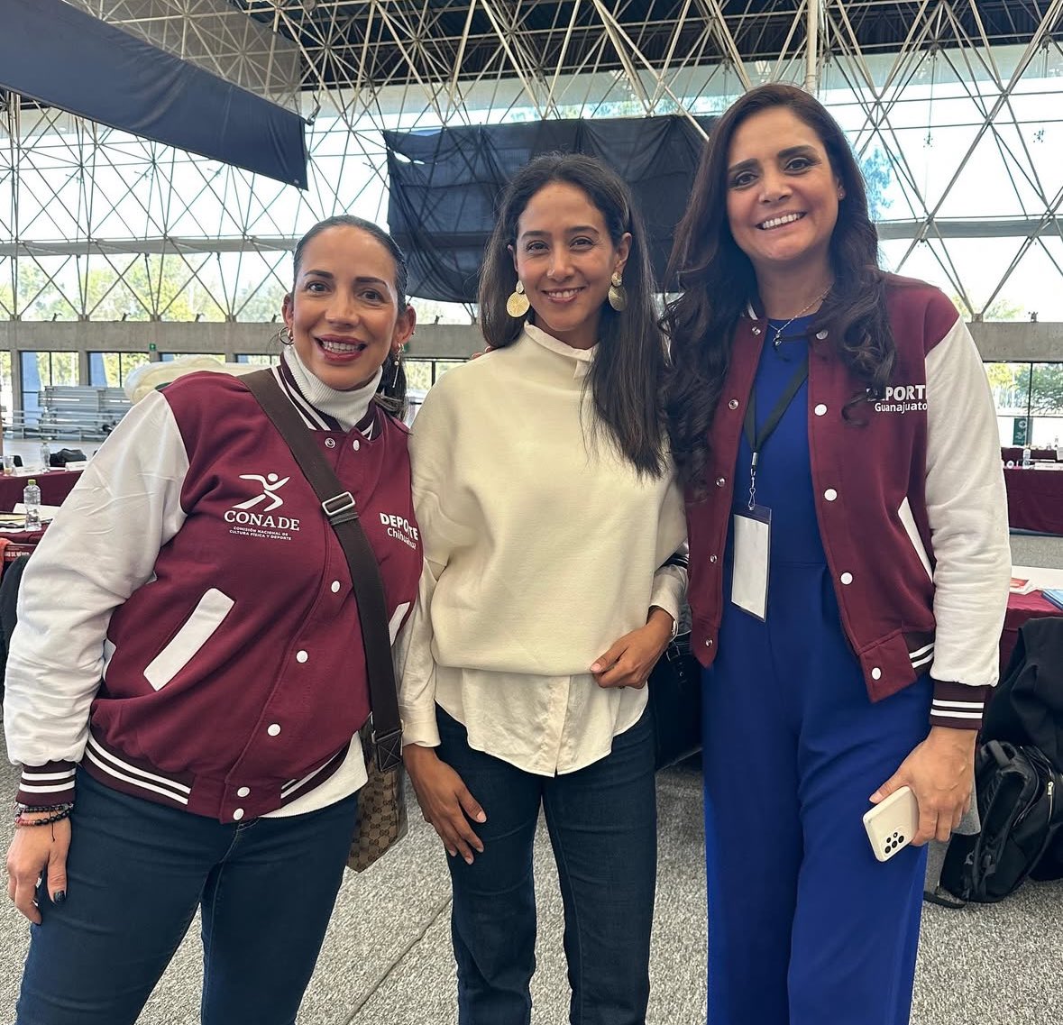 cortinas_yendy's tweet image. @deportegente #presente en la Primera Reunión Nacional con Autoridades Estatales del Deporte con el propósito de trabajar y coordinar acciones para el desarrollo de estrategias integrales a favor del deporte en
nuestro país 🇲🇽 #CNAR #Guanajuato #RommelPacheco #AltoRendimiento