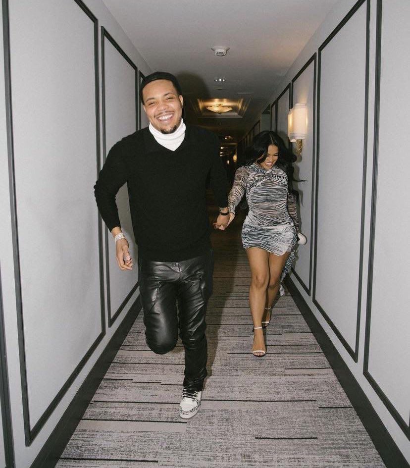sdohnnay's tweet photo. me &amp; wassaname when we sneak off to go be nasty in the bathroom https://t.co/w2Q9uZFlM5