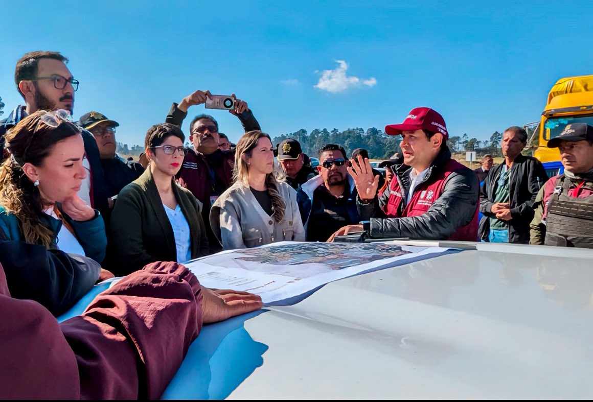 mariana_boy's tweet image. Avanzamos firmes con el compromiso de proteger al Bosque de Agua. 🌳🌊 Este día hicimos un recorrido en la zona colindante de #Morelos y #CDMX, con el fin de afinar estrategias y sumar fuerzas para frenar los delitos en este ecosistema fundamental para nuestro país. Gracias a…