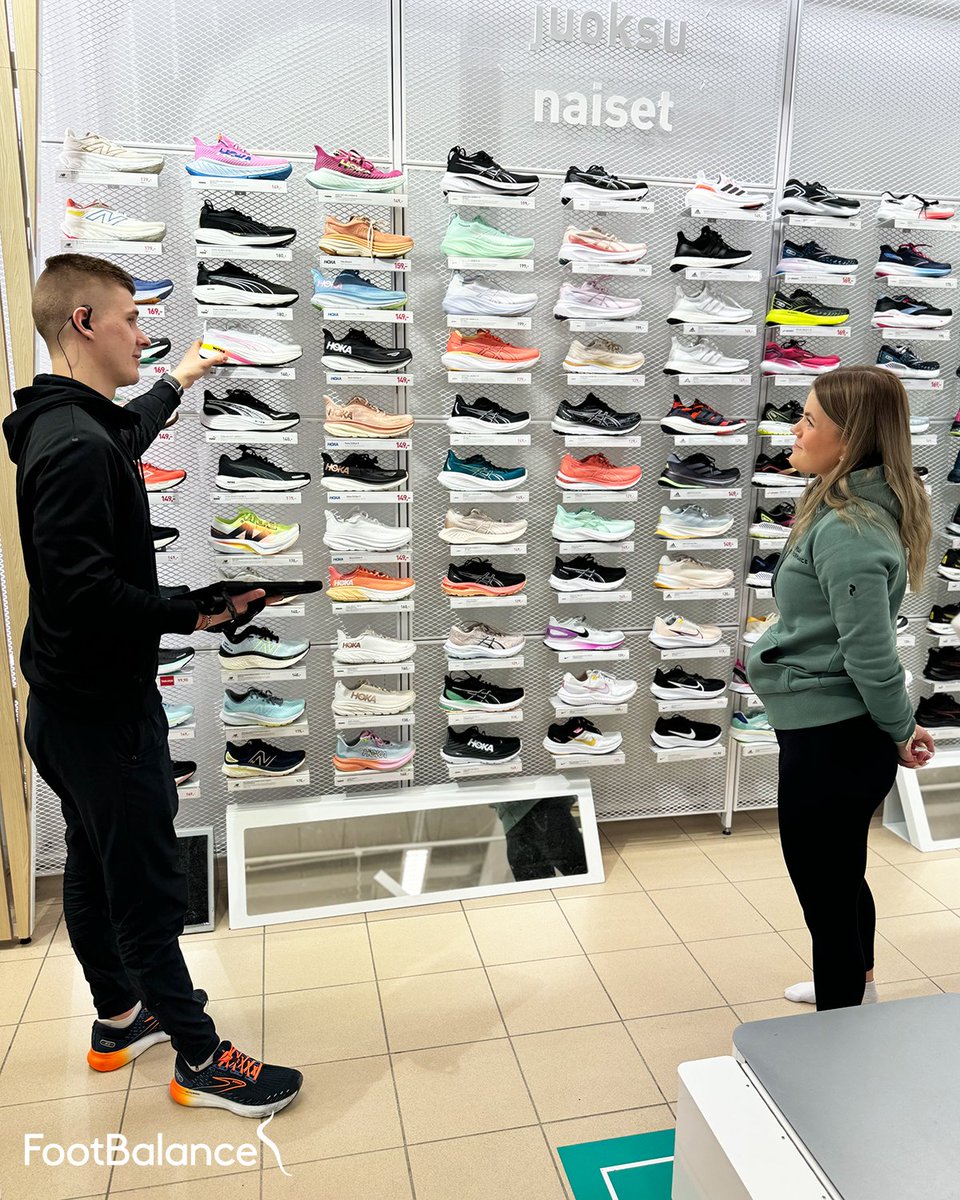 anjanapg's tweet photo. Aren't you giving an extra care for your feet. Well if not, its high time for you to do so as they are the foundation of your body. We are Biomechanics with Patent to produce moulded insoles for you in Sri Lanka. Learn about @FootbalanceLK the place you have to be. #footcare https://t.co/ZB0SOq5ePJ