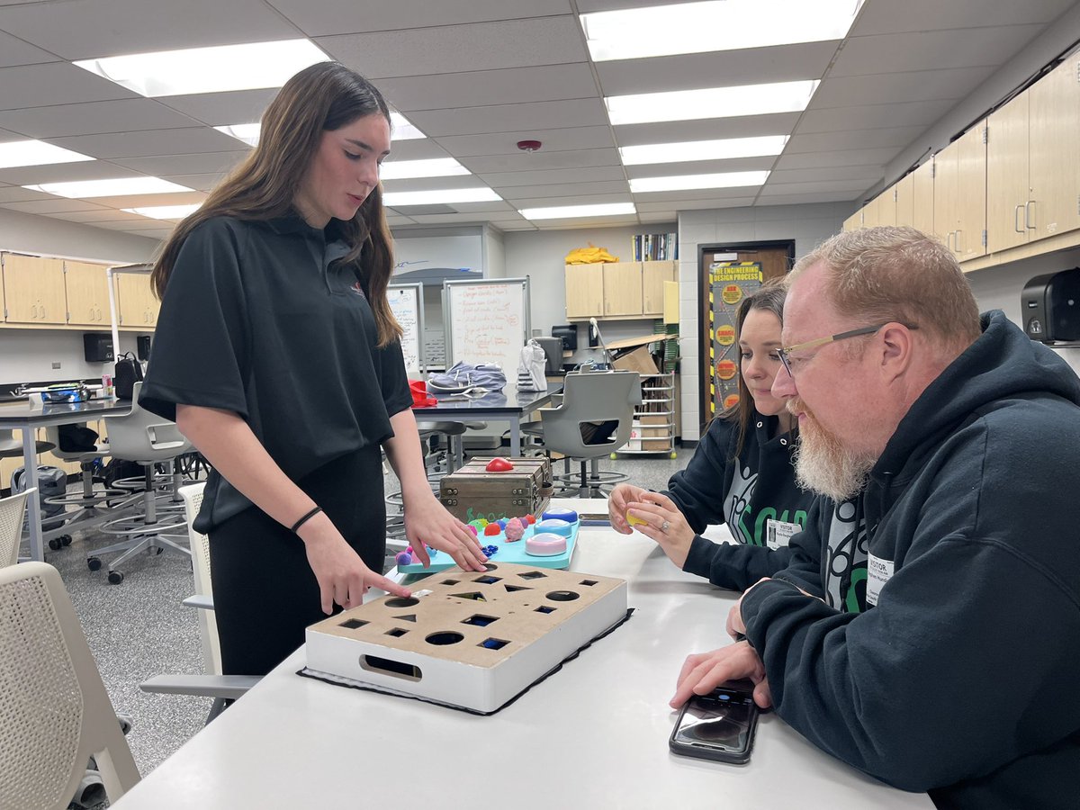 21stBioMedEngAcademy tweet media