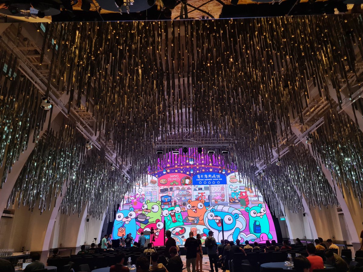 banyuken's tweet image. At #GopherConSG, where the venue sparkles (much) brighter than my code. @deadprogram picked the perfect prize: a gopher plush. Winning it for my daughter Julia would spare me an airport souvenir 😉