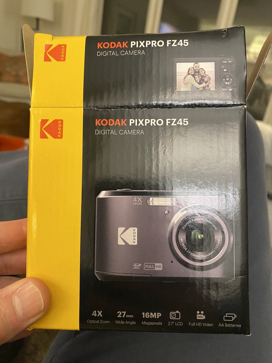 Mark Feild tweet media