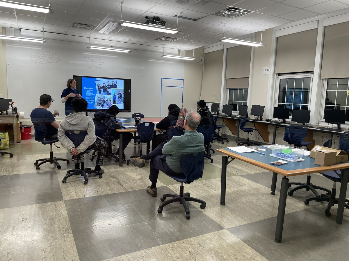Busy night! A Winter Wonderland at Hamilton elementary, and Rise High Stem night with our Mt. Pleasant Middle Schoolers! <a href="/SCSDCommSchools/">Schenectady Community Schools</a> <a href="/SCSchools/">Schenectady Schools</a>