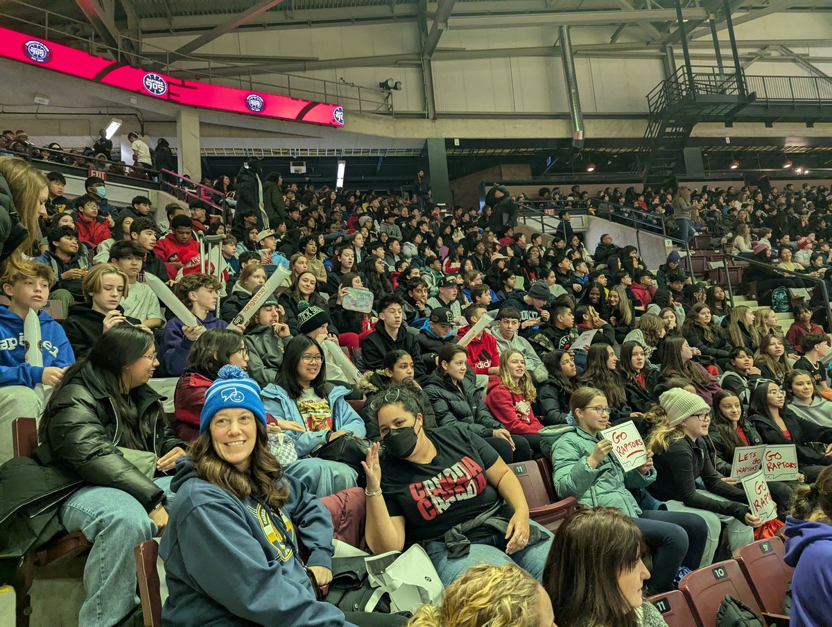 LisaMessom's tweet photo. What a game! Yesterday the intermediate division went to see the @Raptors905 and it was a big hit with a win on top of it! 🏀 @SHOJ_HCDSB https://t.co/N9QIo4W9aE