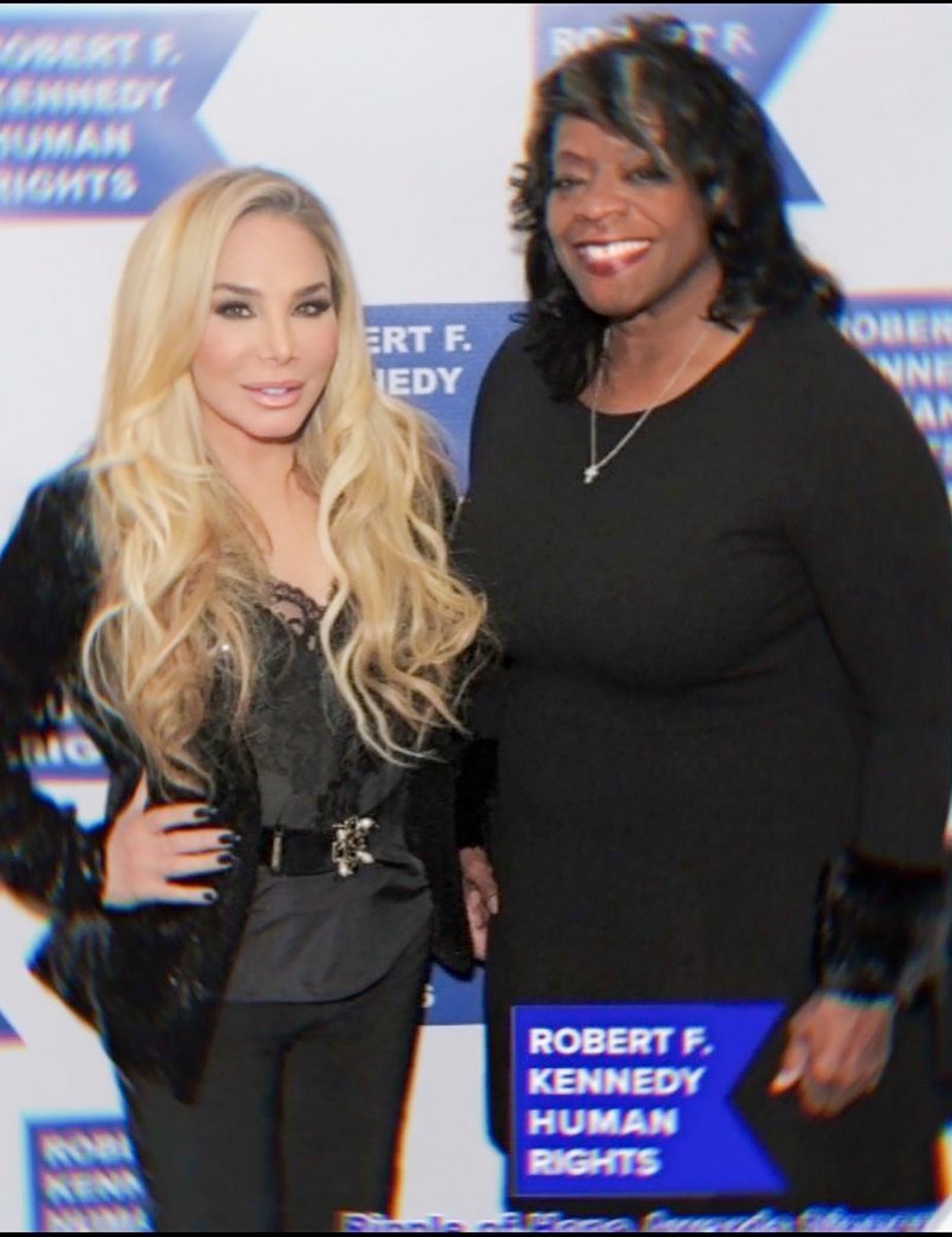 AdrienneMaloof's tweet photo. Throwing it back to the Robert F. Kennedy’s foundation with my girl Marcella. 💙 #TBT #RFKFoundation #LegacyOfHope #MakingChange @KerryKennedyRFK @MMaeW5 https://t.co/iJln1stw7m
