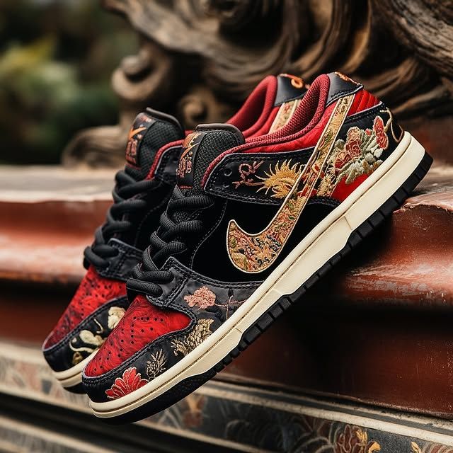 JustFreshKicks's tweet photo. Nike SB Dunk Low "Chinese New Year" customs 🧧 https://t.co/xjEMCsK0n1