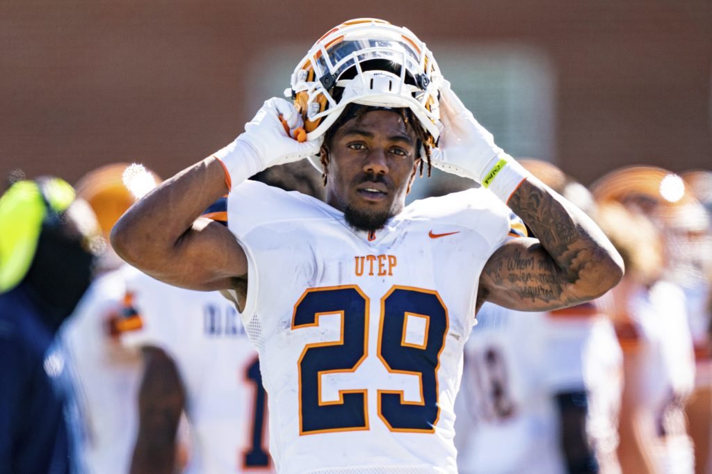 Bombers sign American DB/KR Duron Lowe, one other

3downnation.com/2025/01/23/bom…

#CFL #Bombers #ForTheW