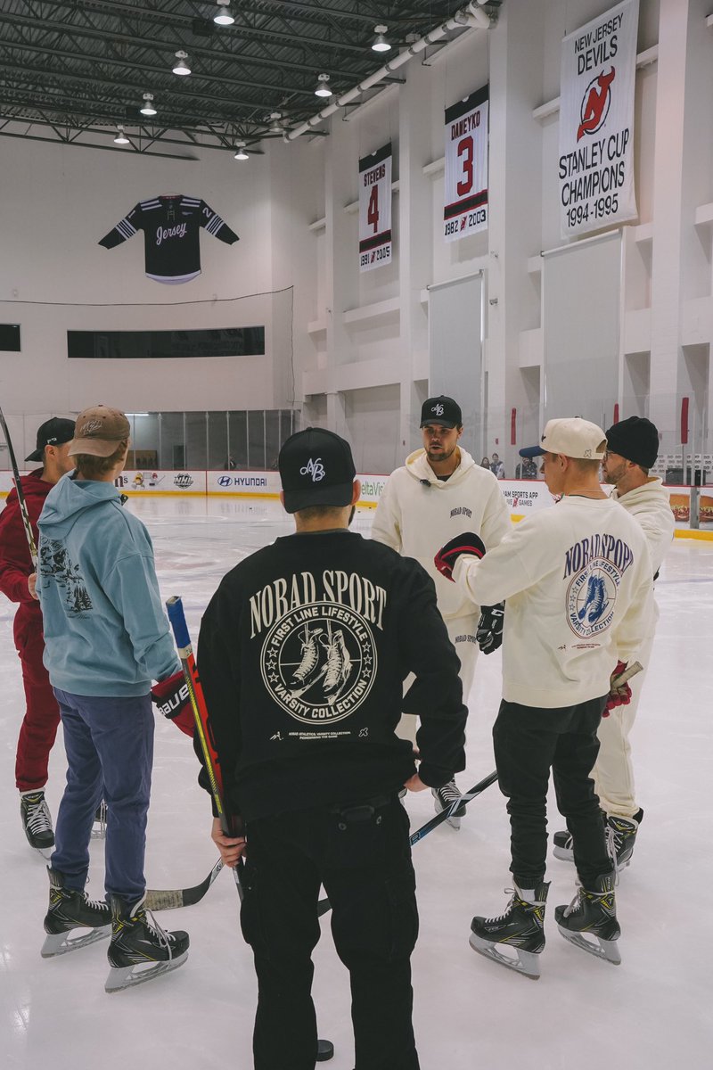 LawsonMcDonald_'s tweet photo. A little look behind the scenes at a series for NOBAD I really enjoy working on!

The goal here is to introduce celebrities, athletes or creators to hockey & create content that's entertaining to the casual fan.

Forsure have a lot to improve on with the content all around but plan to do atleast 4-5 more episodes for the remainder of the NHL seasons.

Just finished posting the full Welcome to the league vlog (in bio)