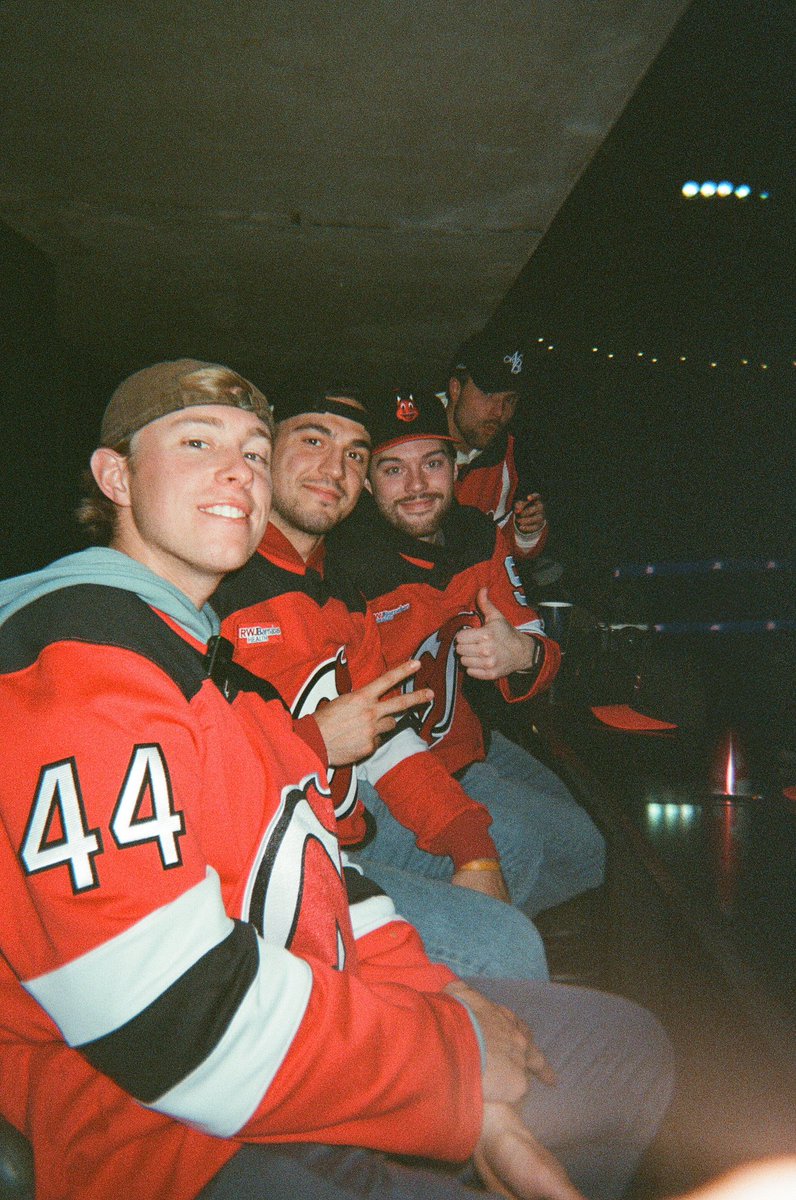 LawsonMcDonald_'s tweet photo. A little look behind the scenes at a series for NOBAD I really enjoy working on!

The goal here is to introduce celebrities, athletes or creators to hockey & create content that's entertaining to the casual fan.

Forsure have a lot to improve on with the content all around but plan to do atleast 4-5 more episodes for the remainder of the NHL seasons.

Just finished posting the full Welcome to the league vlog (in bio)