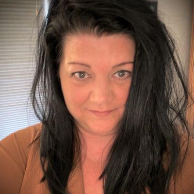 kimmclaughlin72's tweet photo. #NewProfilePic https://t.co/xcGdQkFR9f