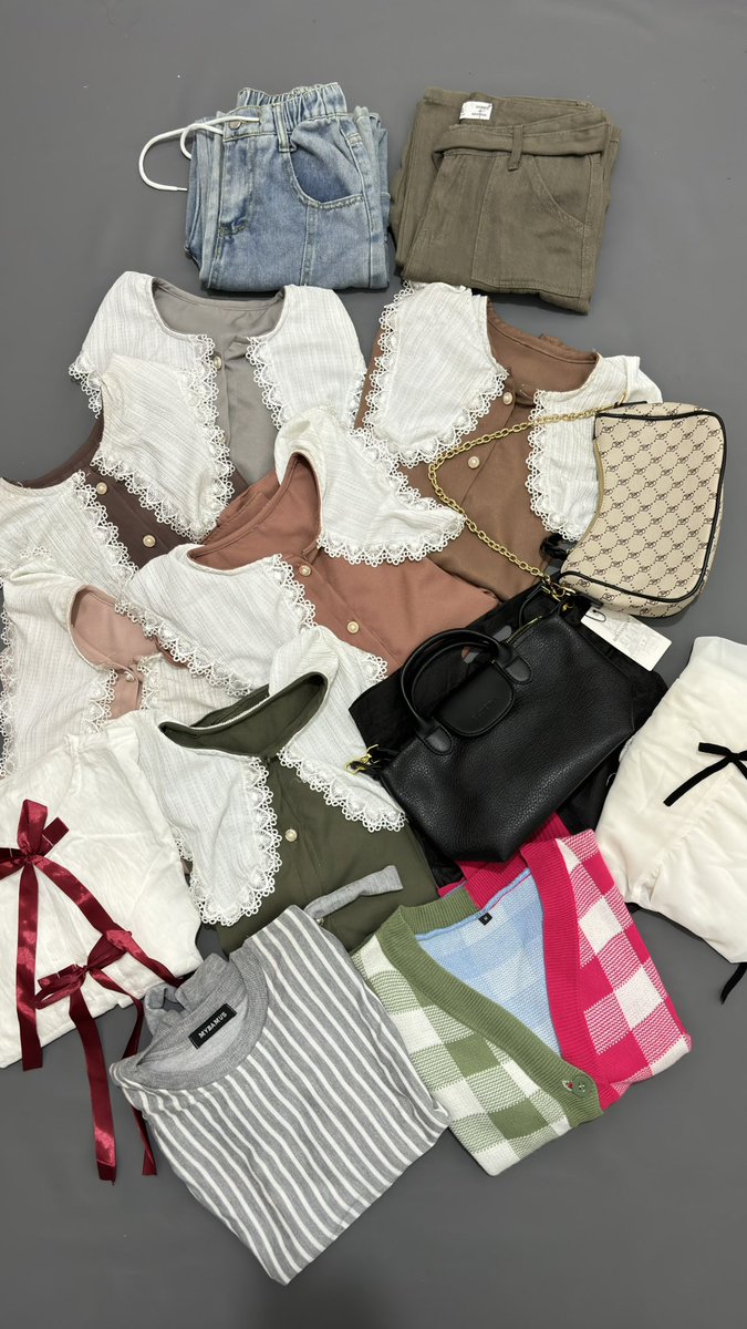 Deaffpeot's tweet photo. Hallo guys,
untuk #preloved nya sudah bisa diorder ya 🛒
klik l!nk dibawah ini, cepet cepetan yaa beb 
🔽🔽

https://t.co/cmnExyblvL

Oiyaa yang mau ikut saluran updatean terbaru bisa join kesini ya 🔽
 https://t.co/55G2FgVPJs https://t.co/GolVrsAt67