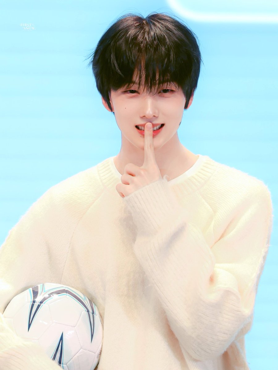 250122 Jumpup

세상에서 제일 귀여운 우리 지성이☃️

#지성 #박지성 #JISUNG #NCTDREAM
#チソン