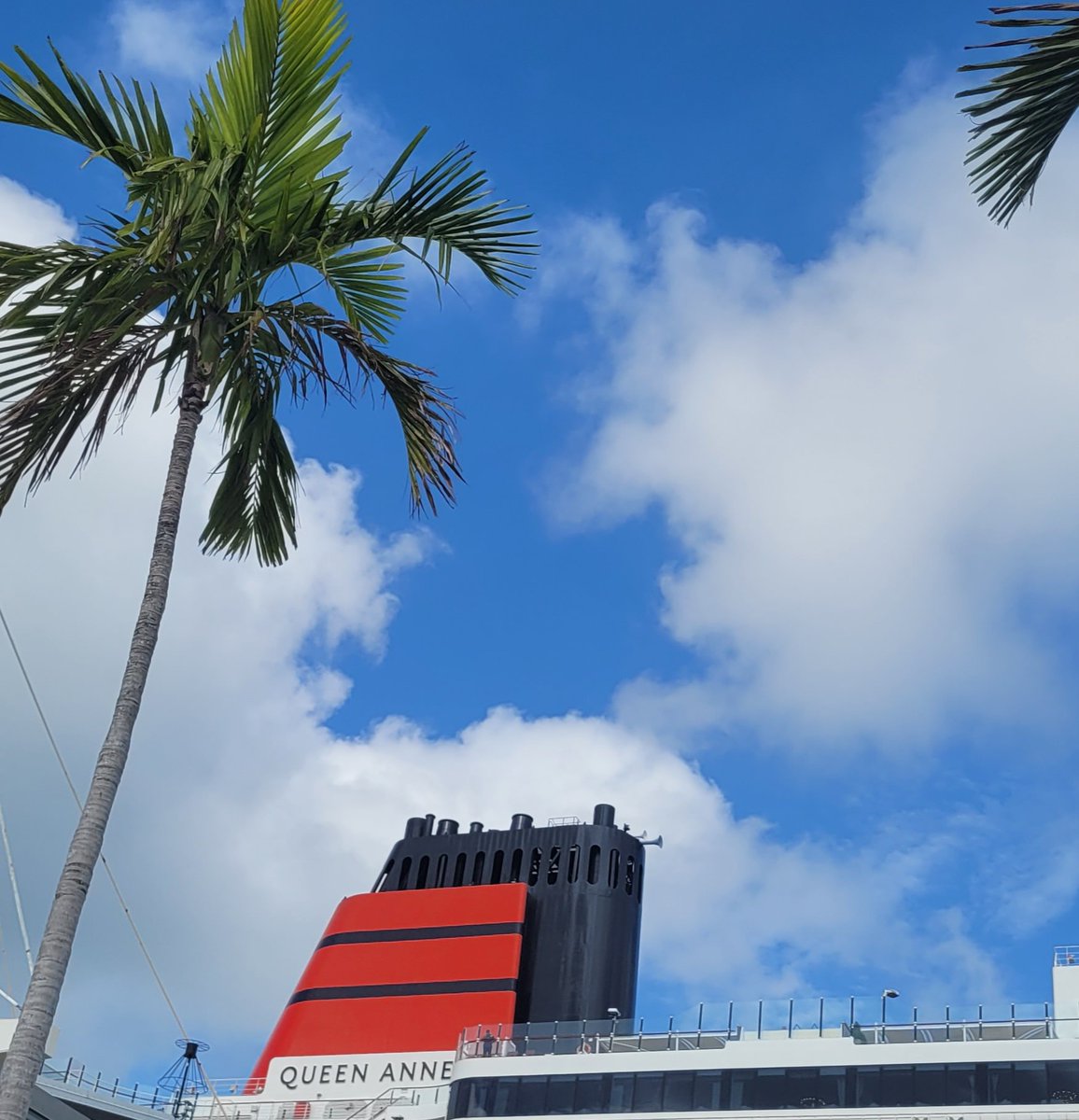 britchamberFL's tweet photo. It was a pleasure this week to welcome Cunard's "Queen Anne" to Port Miami for its inaugural visit...Thankyou to Cunard President Katie McAlistair &amp; Capt Thorhauge for their wonderful hospitality...Rule Britannia! https://t.co/ZgWDfhFKCc