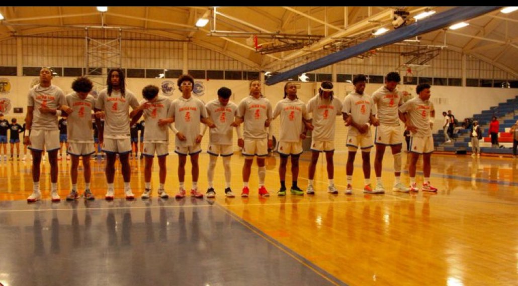 LP Basketball (@lincoln_park_bb) on Twitter photo Boys win 62-51 over Taylor!
Zahir Haqq (<a href="/ZahirHaqq2/">Zahir Haqq</a> )22pts
Sean Bailey (<a href="/SeanBailey24/">Sean Bailey</a> ) 11pts 10rebs
Donovan Effinger (<a href="/Don31721573/">Donovan😁</a> ) 11pts Boys win 62-51 over Taylor!
Zahir Haqq (<a href="/ZahirHaqq2/">Zahir Haqq</a> )22pts
Sean Bailey (<a href="/SeanBailey24/">Sean Bailey</a> ) 11pts 10rebs
Donovan Effinger (<a href="/Don31721573/">Donovan😁</a> ) 11pts