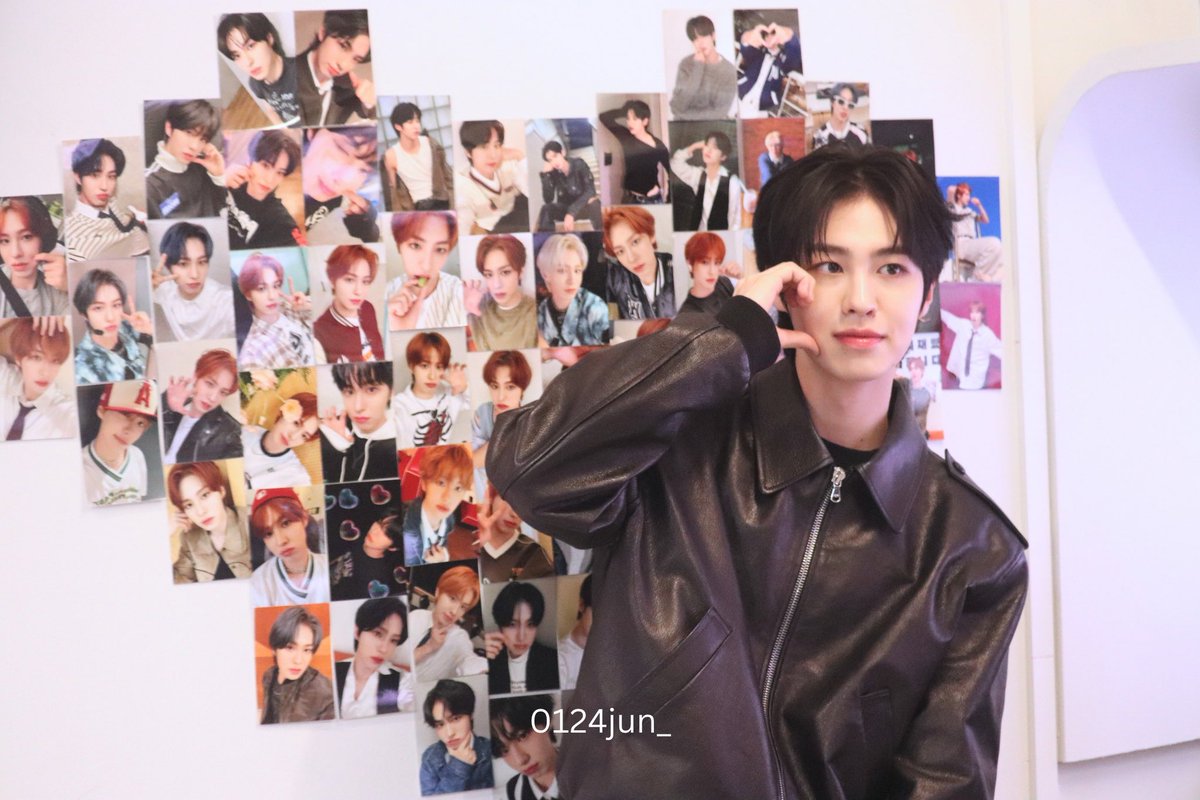 0124jun_'s tweet image. 💜AYDEN DAY💜

21번째 생일 축하해!

#에이든 #이펙스 #에이든이_있기에_25년에도_든든해 
#Happy_Ayden_Day #AYDEN #EPEX #에이든 #이펙스