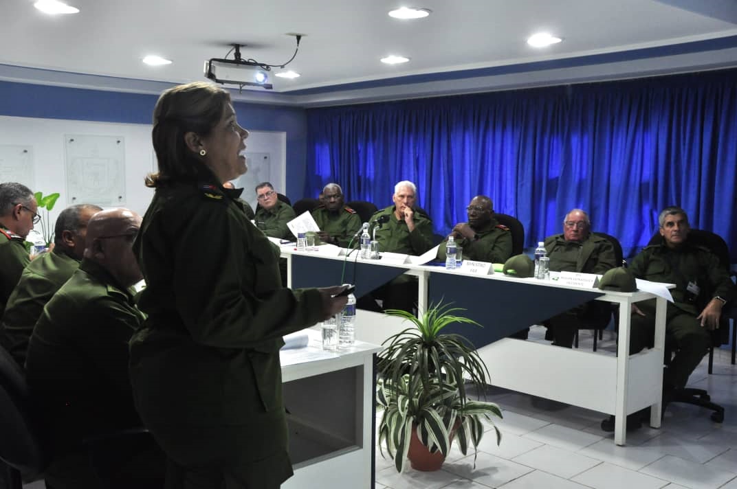 PartidoPCC's tweet photo. Chequea Díaz-Canel realización del Ejercicio Estratégico Bastión 2024 en el Consejo de Defensa Provincial de Mayabeque

Ver más:

https://t.co/xszK4ygfMm https://t.co/DDSYFDIHdV