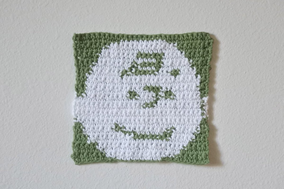 nkmrakari's tweet photo. 控えめに言って、とても可愛く編めました
#かぎ針編み #チャーリーブラウン #crochet #graphgan https://t.co/A6nv3Xa8Ha