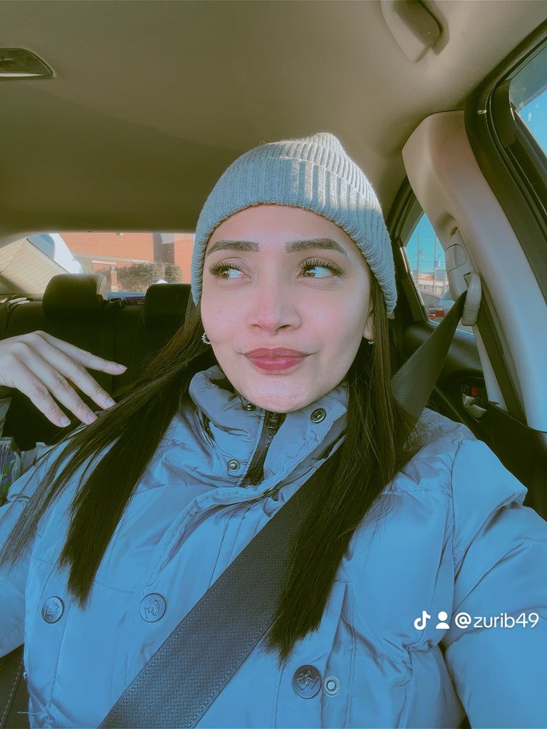 zurimab20's tweet photo. Me gustaron estas fotos🦋😅 https://t.co/nVPzNnPQQ9