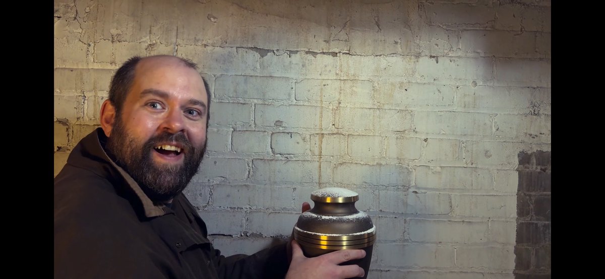 StairwellFilms's tweet photo. One last plug, though:

Our latest short horror film, York’s For the Taking, is up on our YouTube channel! Check it out here:

https://t.co/eJp8m9YjPT https://t.co/XQ4O1mBA4o
