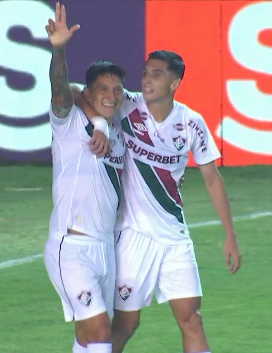 🇭🇺| já podem entregar as taças, o 01 voltou, agr ninguém para o fluminense