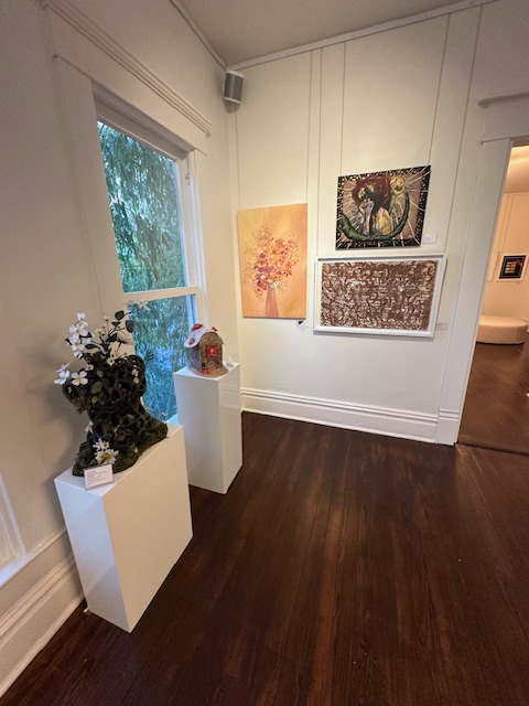 Artk12RISD's tweet photo. 🎉 Shoutout to the talented students of Richardson HS &amp; JJ Pearce HS who showcased their creativity at the 7th Annual Dallas Young Artist Exhibition at Blue Print Gallery! 🌟 Your dedication to the arts inspires us all. @RichardsonISD #RISDArtMatters #RISDVAPK12BeTheONE #TXArtEd https://t.co/REaIS20wcs