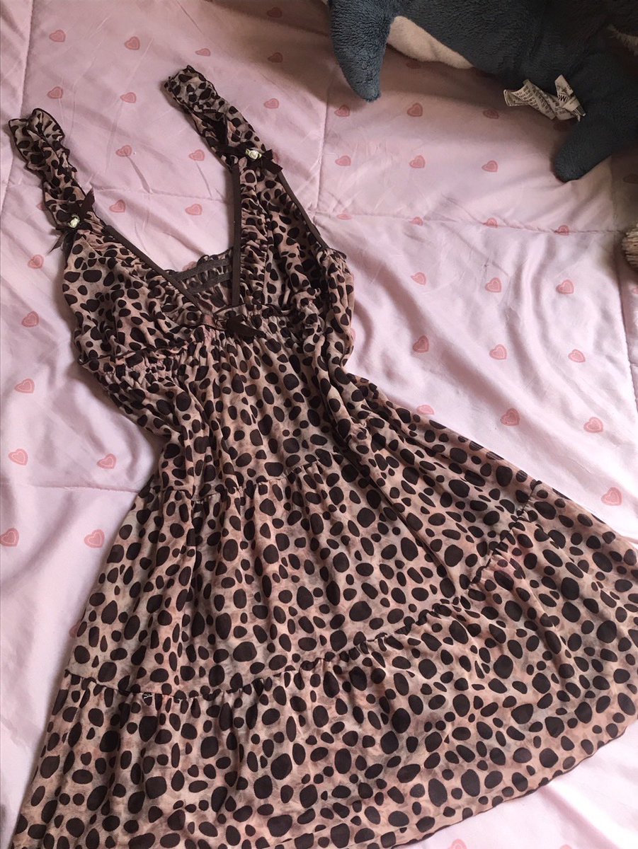 bunnypinker ส่งต่อเสื้อผ้า tweet media