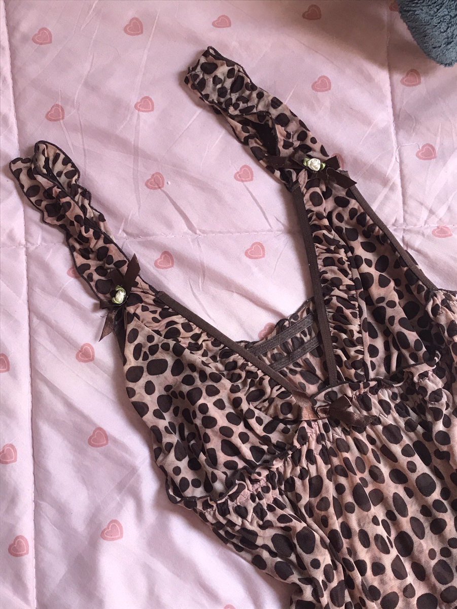 bunnypinker ส่งต่อเสื้อผ้า tweet media