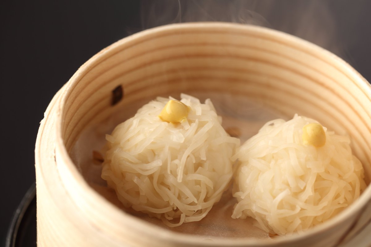 博多大丸 初出店のお知らせ 🎉✨
この度、大望閣の名物「いかしゅうまい」が 博多大丸 に初登場します！
📅 開催期間
2025年　1月22日（水）～1月28日（火）の7日間限定！
📍 会場　博多大丸 地下2階 食品東館エルガーラ
お近くにお立ち寄りの際は、是非お立ち寄りください☻