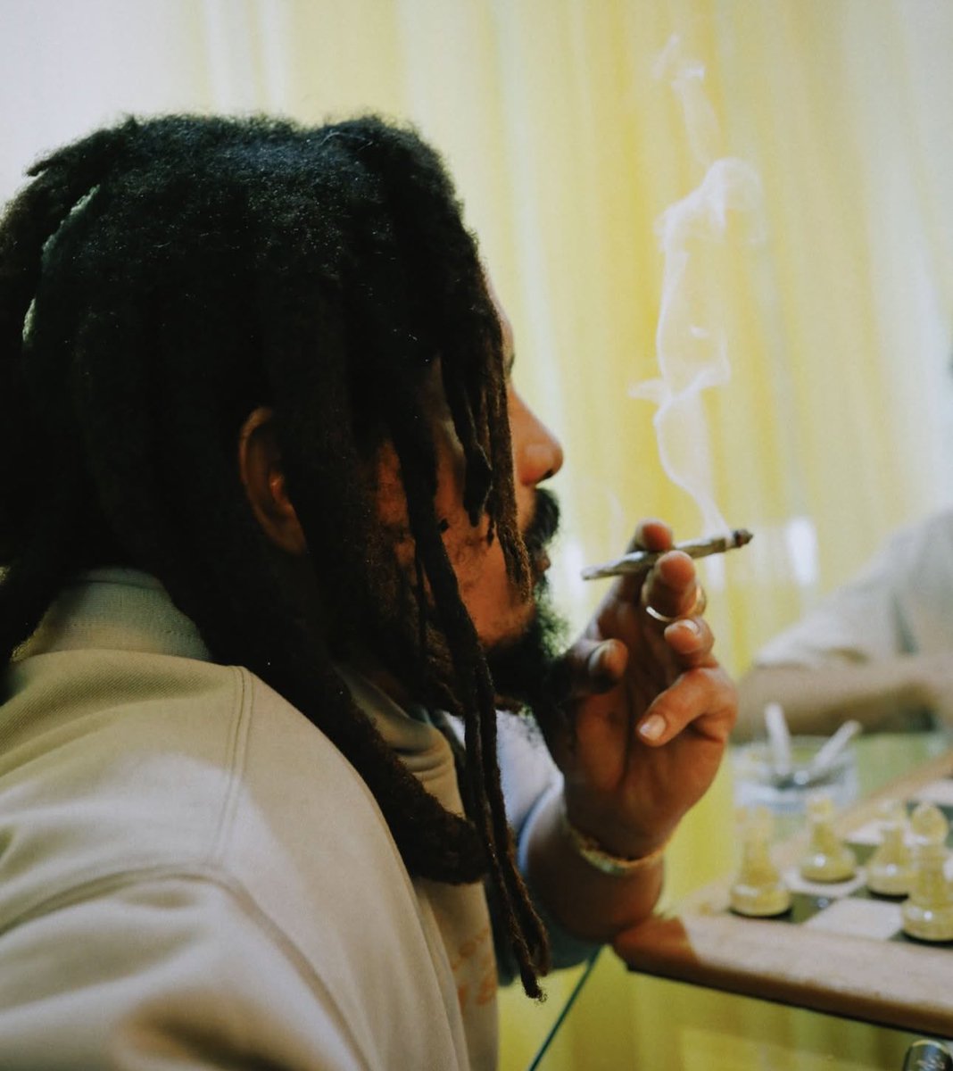 LION ORDER tweet media